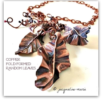 fold form necklace